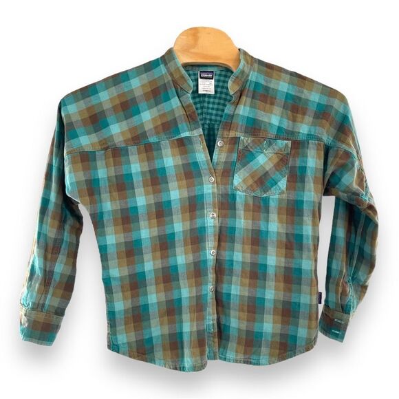 Patagonia Tops - Patagonia Double Weave Woven Plaid Plaid Button Down Size 6.
